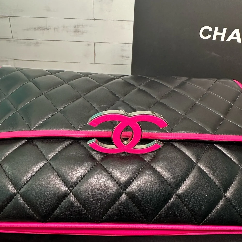 CHANEL RARE Large 2008 Cruise Collection Flap Bag π - Picture 11 of 14